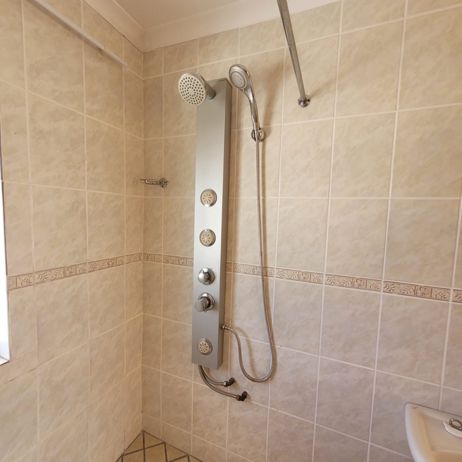 To Let 3 Bedroom Property for Rent in Hartebeesfontein Western Cape